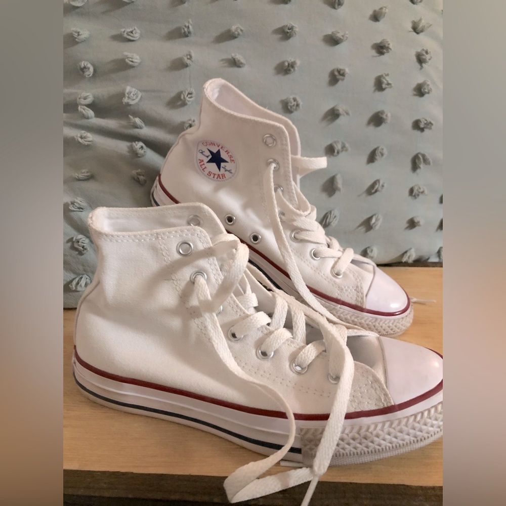Converse-Girls
